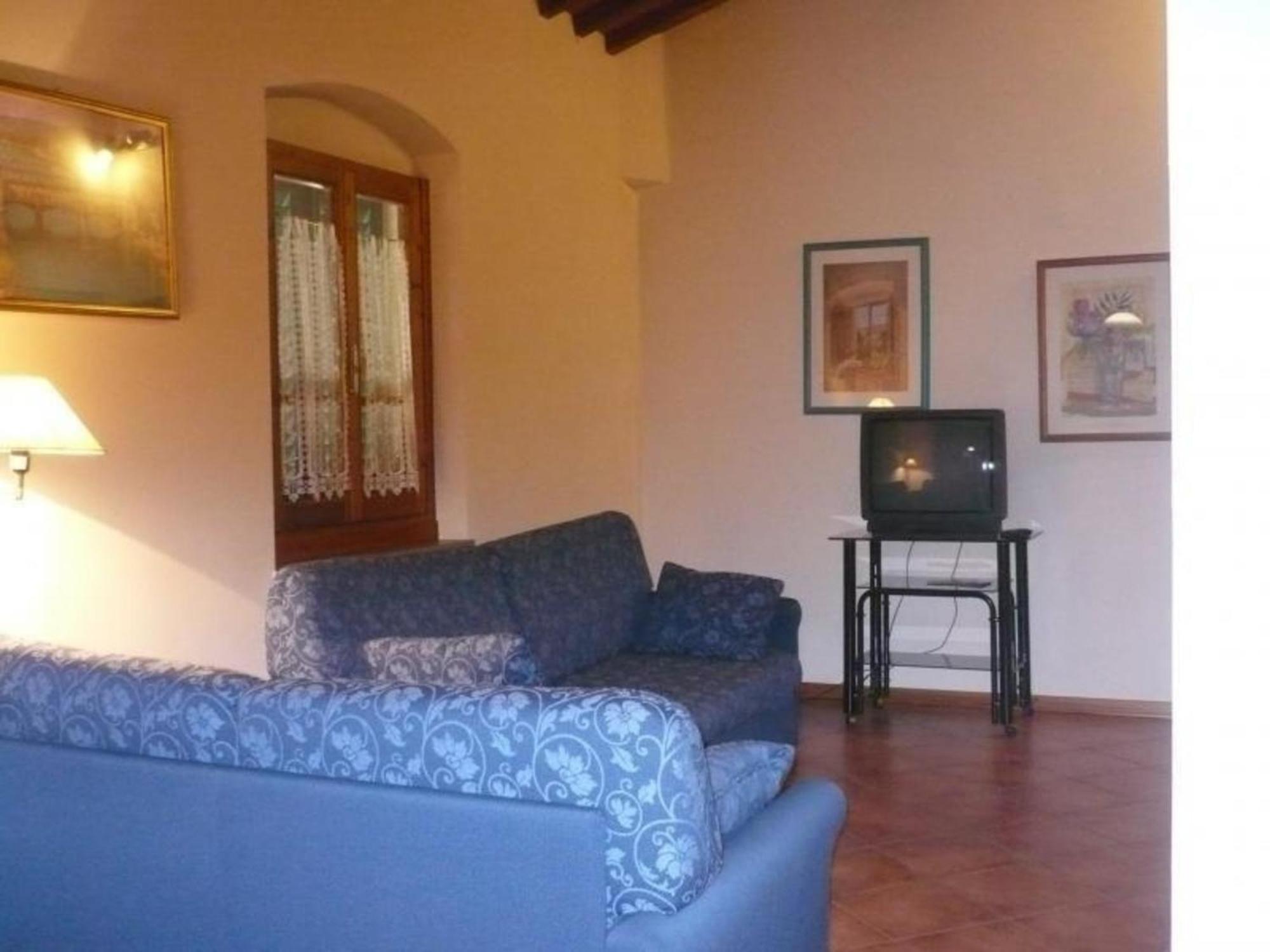 Charmantes Ferienhaus In Piani Della Rugginosa Mit Grossem Garten Реджелло Экстерьер фото